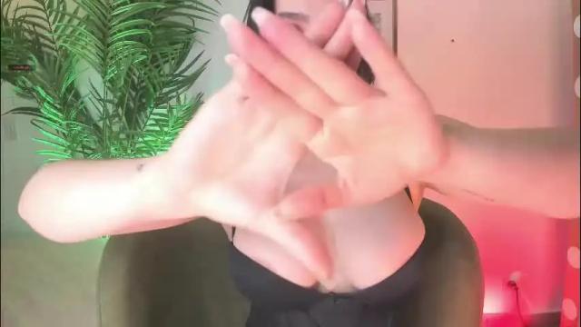 Thumbnail 3, ameliie_brown's Stream at Chaturbate, 1 month ago