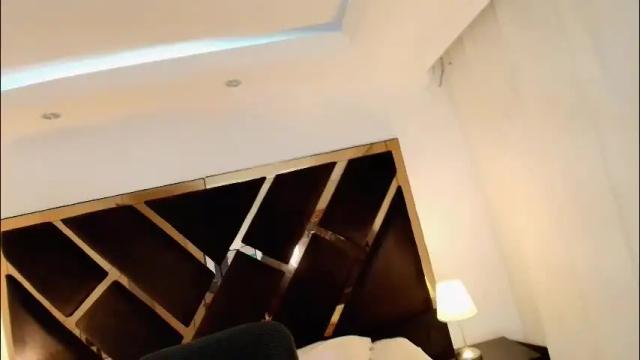 Thumbnail 1, ameliie_saenz's Stream at Chaturbate, 1 month ago