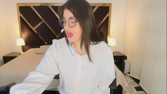 Thumbnail 3, ameliie_saenz's Stream at Chaturbate, 1 month ago