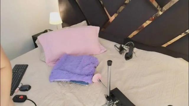 Thumbnail 3, ameliie_saenz's Stream at Chaturbate, 1 month ago