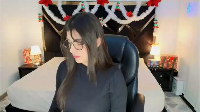 Thumbnail 2, ameliie_saenz's Stream at Chaturbate, 6 days ago