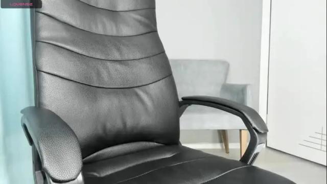 Image 4 of amelle_me Stream on Chaturbate on 20 months ago