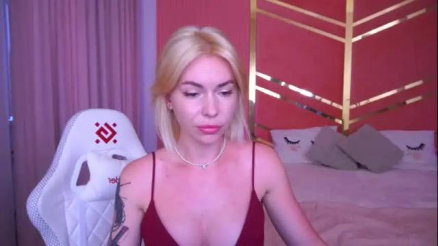 Image 12 of amelydragons Stream on Chaturbate on 1 month ago