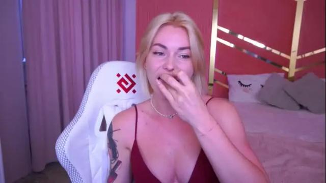 Image 4 of amelydragons Stream on Chaturbate on 1 month ago