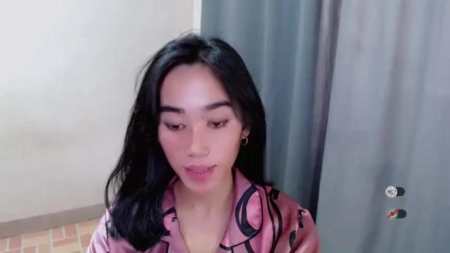 Image 4 of ami_lewis Stream on Chaturbate on 13 months ago