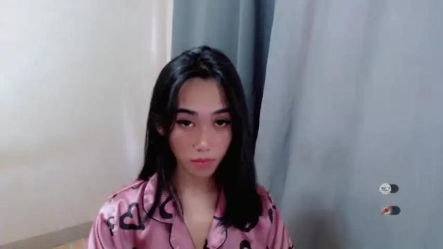 Image 4 of ami_lewis Stream on Chaturbate on 13 months ago