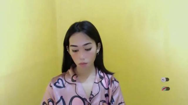 Image 3 of ami_lewis Stream on Chaturbate on 13 months ago