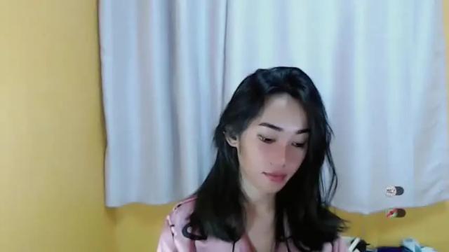 Image 7 of ami_lewis Stream on Chaturbate on 12 months ago