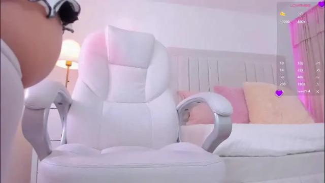 Image 11 of ami_sweet_18 Stream on Chaturbate on 1 month ago