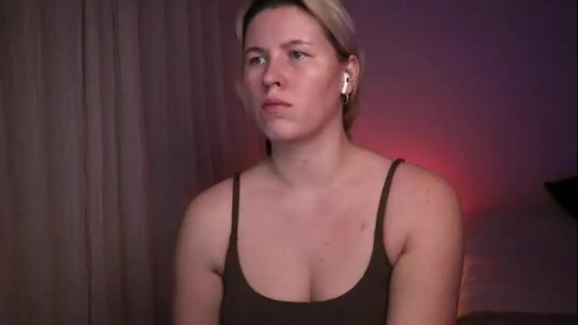 Image 12 of amiamore Stream on Chaturbate on 15 months ago
