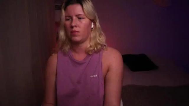 Image 4 of amiamore Stream on Chaturbate on 14 months ago