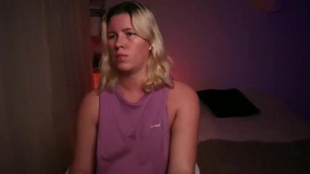 Image 7 of amiamore Stream on Chaturbate on 14 months ago
