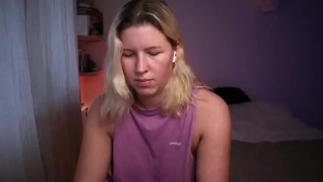 Image 4 of amiamore Stream on Chaturbate on 13 months ago
