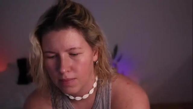 Image 11 of amiamore Stream on Chaturbate on 1 month ago