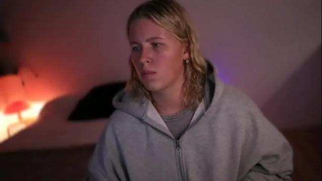 Image 3 of amiamore Stream on Chaturbate on 1 month ago