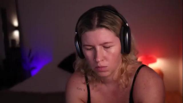 Image 7 of amiamore Stream on Chaturbate on 1 month ago