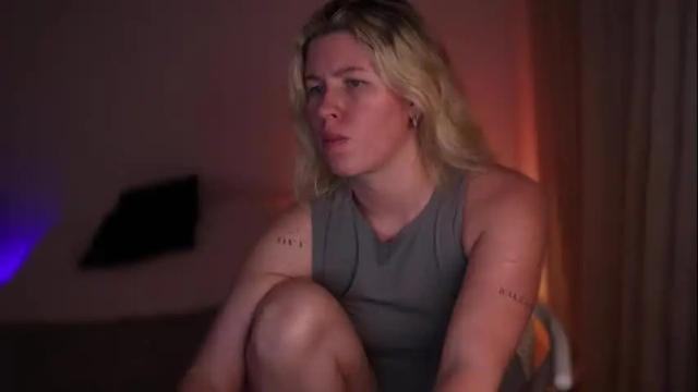 Image 12 of amiamore Stream on Chaturbate on 16 days ago