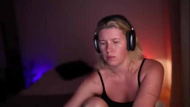 Image 4 of amiamore Stream on Chaturbate on 11 days ago
