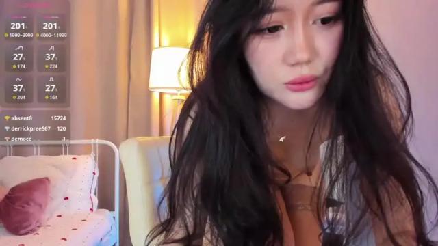 Image 6 of amiliyan Stream on Chaturbate on 6 days ago