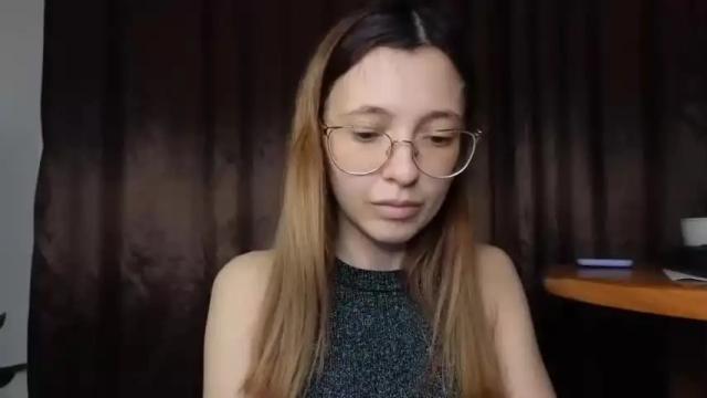 Image 11 of amilovesu Stream on Chaturbate on 17 months ago