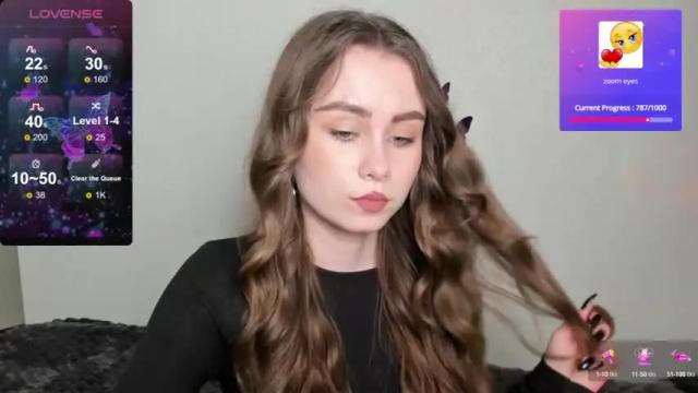 Image 2 of amina_flyy Stream on Chaturbate on 13 months ago