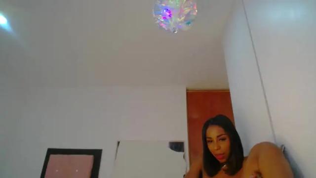 Image 10 of amina_green Stream on Chaturbate on 19 months ago