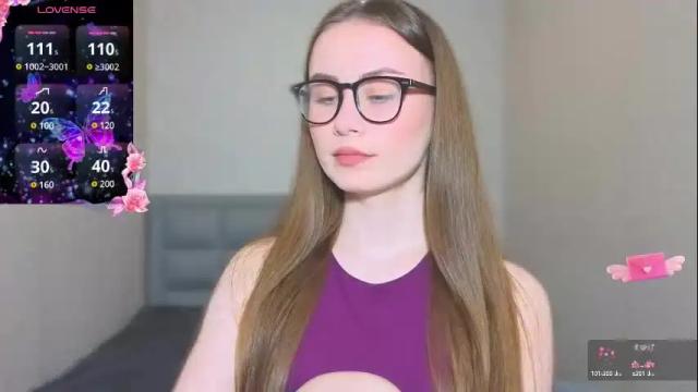 Image 3 of amina_lux Stream on Chaturbate on 1 month ago