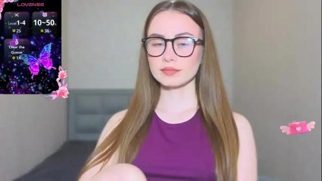 Image 7 of amina_lux Stream on Chaturbate on 1 month ago