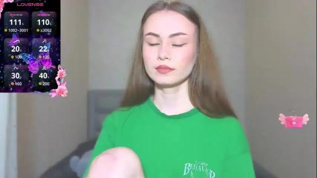 Image 4 of amina_lux Stream on Chaturbate on 28 days ago