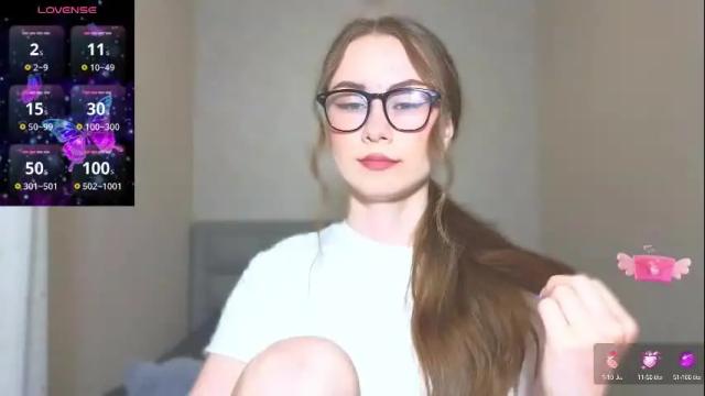 Image 11 of amina_lux Stream on Chaturbate on 16 days ago
