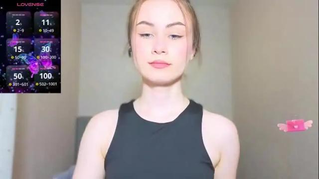 Image 12 of amina_lux Stream on Chaturbate on 11 days ago