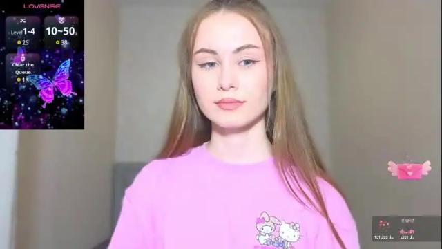 Image 7 of amina_lux Stream on Chaturbate on 10 days ago