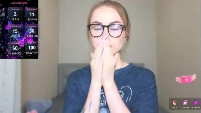 Image 11 of amina_lux Stream on Chaturbate on 7 days ago