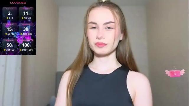 Image 2 of amina_lux Stream on Chaturbate on 5 days ago