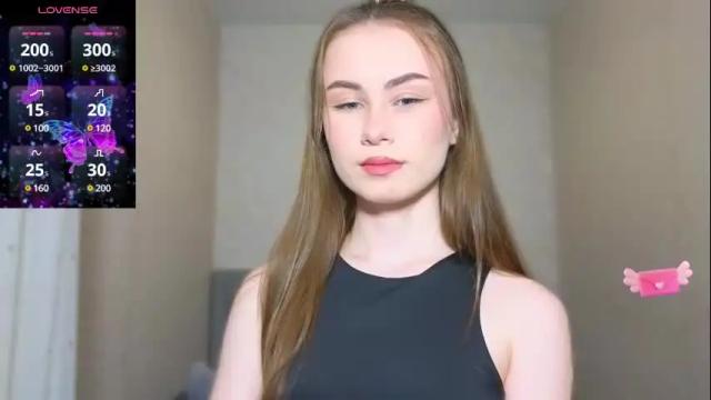 Image 3 of amina_lux Stream on Chaturbate on 5 days ago