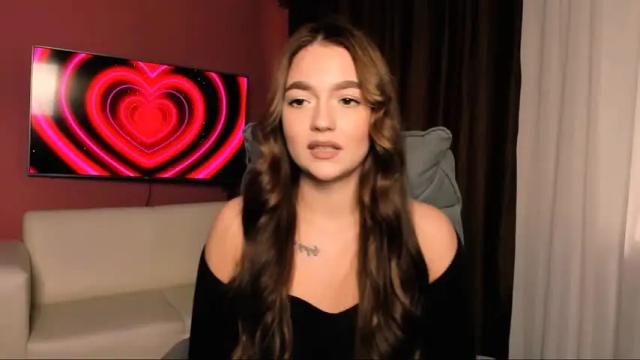 Image 3 of amina_princess Stream on Chaturbate on 18 months ago