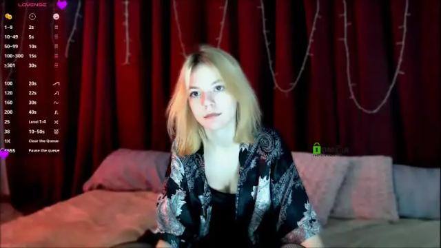 Image 4 of amina_princess Stream on Chaturbate on 16 days ago