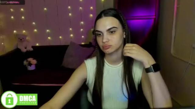 Image 2 of aminakisulya Stream on Chaturbate on 16 months ago