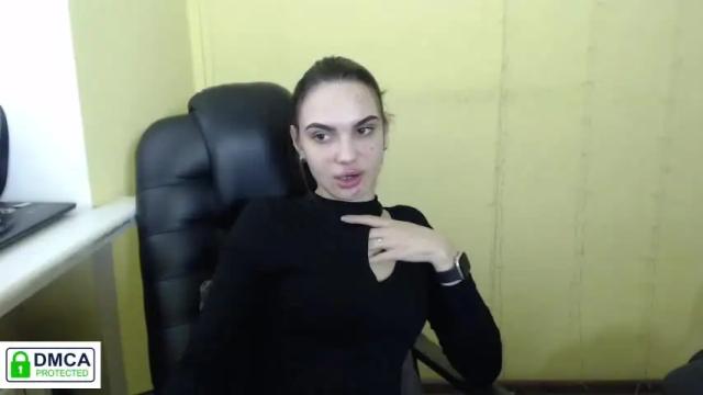 Image 10 of aminakisulya Stream on Chaturbate on 16 months ago