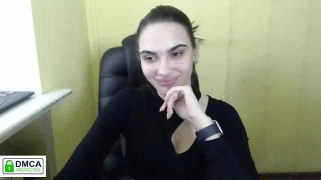 Image 2 of aminakisulya Stream on Chaturbate on 16 months ago