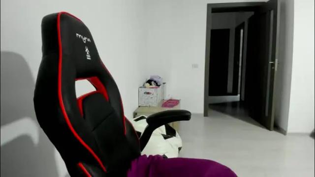 Image 7 of amiraisa Stream on Chaturbate on 1 month ago