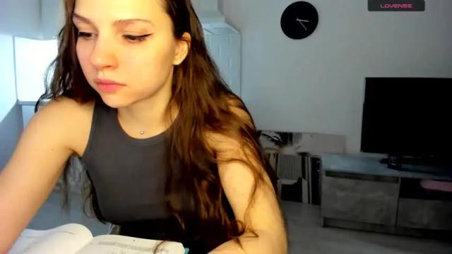 Image 7 of amireel Stream on Chaturbate on 17 months ago