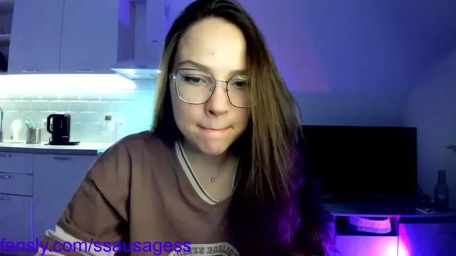 Image 2 of amireel Stream on Chaturbate on 16 months ago