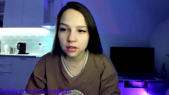 Image 4 of amireel Stream on Chaturbate on 16 months ago