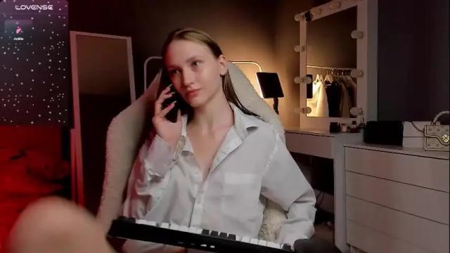 Image 8 of ammibrooks Stream on Chaturbate on 7 months ago