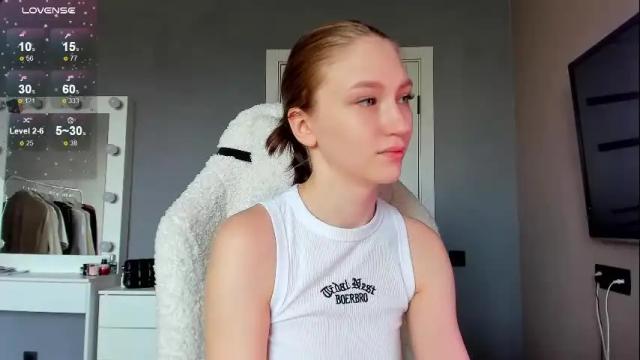 Image 8 of ammibrooks Stream on Chaturbate on 6 months ago