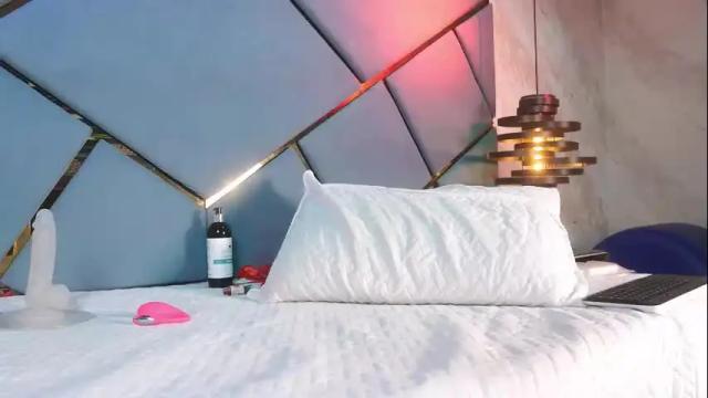 Image 10 of ammy_durand Stream on Chaturbate on 2 months ago