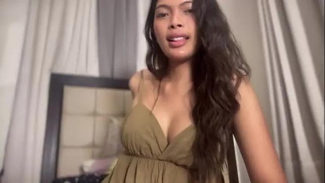 Image 12 of amor_prinsesa Stream on Chaturbate on 29 days ago