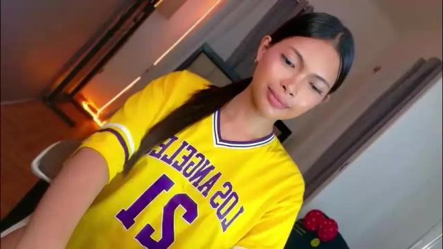 Image 11 of amor_prinsesa Stream on Chaturbate on 5 days ago