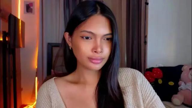 Image 6 of amor_prinsesa Stream on Chaturbate on 1 month ago